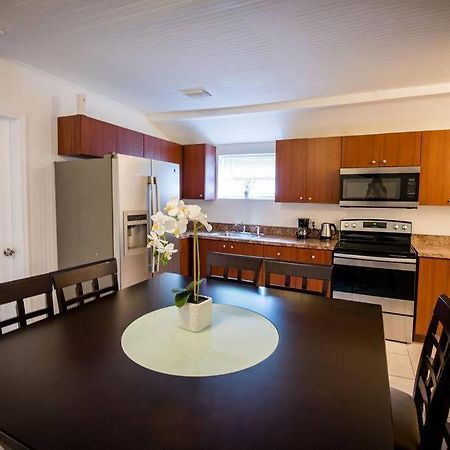 3 Bedroom Miami Home 15 Minutes To The Beach Exteriör bild