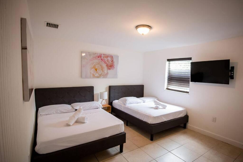 3 Bedroom Miami Home 15 Minutes To The Beach Exteriör bild