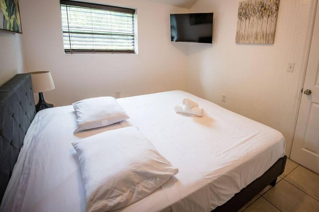 3 Bedroom Miami Home 15 Minutes To The Beach Exteriör bild